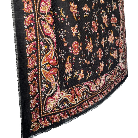 Black Paisley Medallion Square Scarf - Picture 3 of 8